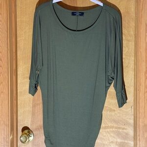 By Johnny Olive Long Sleeve Top